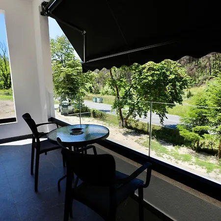 Andorini Bed & Breakfast Finiq